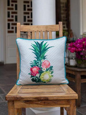 Petunia Fontanne Cotton Cushion Cover - Pinklay