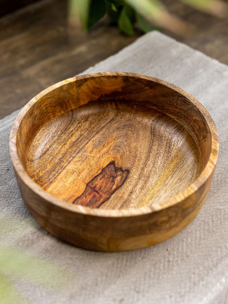 Madagascar Solid Wood Bowl With Lid - Pinklay