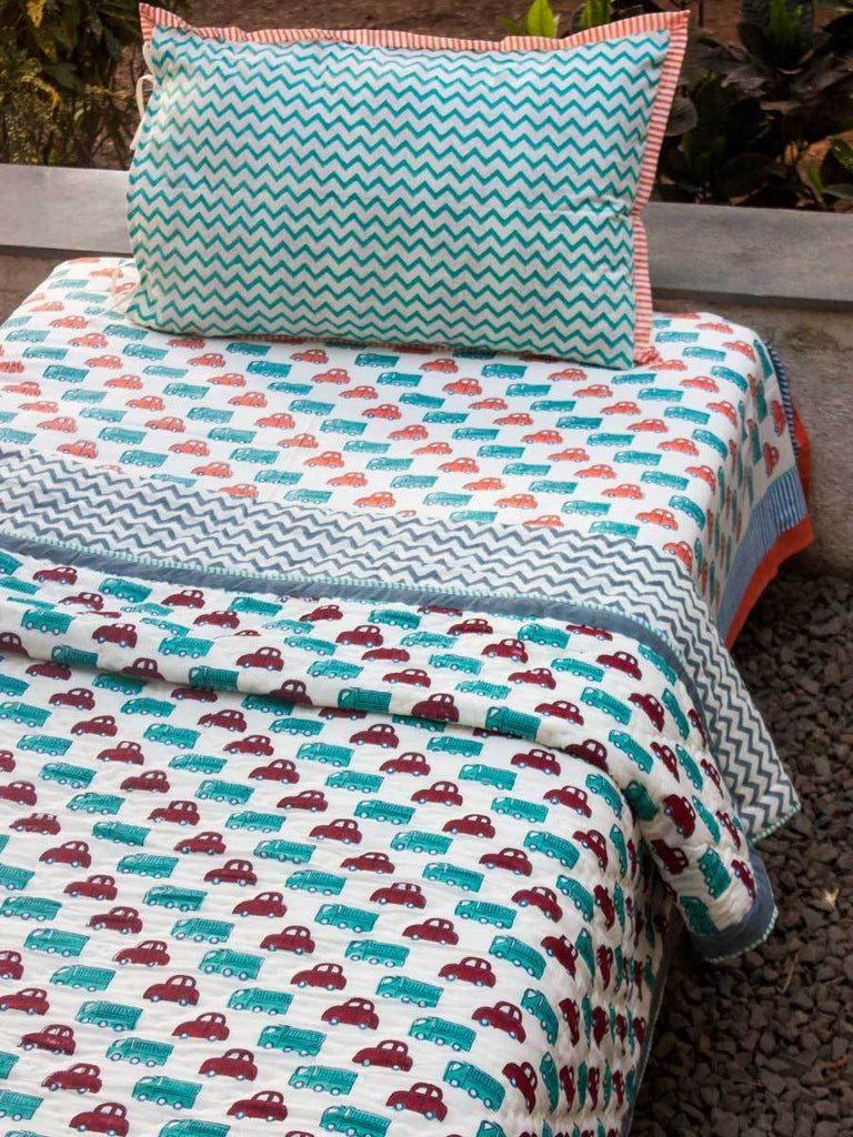My Red Car Organic Cotton Quilt - Pinklay